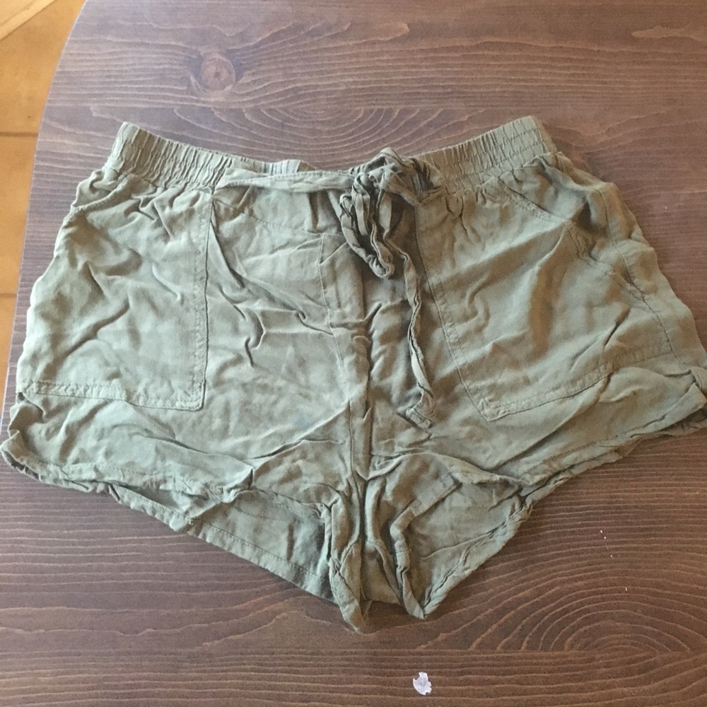 Joe B Women’s medium shorts